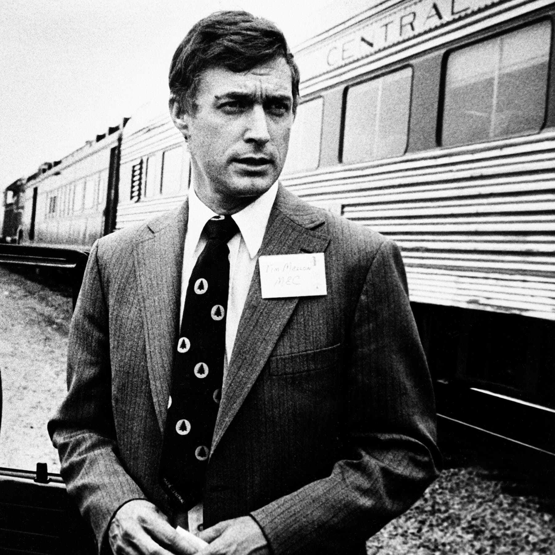 Trump Megadonor Gave $5.5 Million Estate to Robert F. Kennedy Jr.’s Anti-Vaccine Group